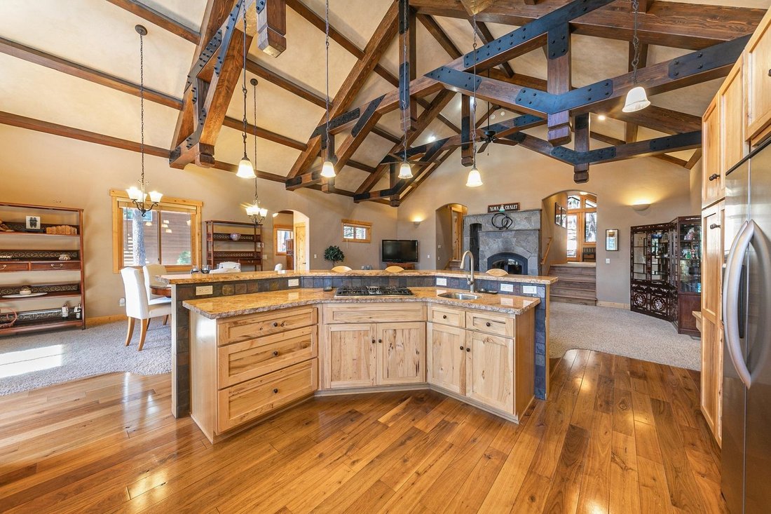 House in Truckee, California, United States 5 - 18377045