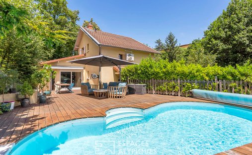 Villa in Vassieux, Caluire-et-Cuire, France 1