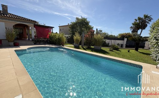 House in Peripherie, Teyran, France 1