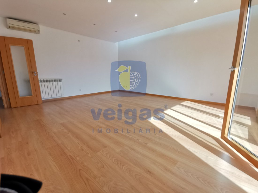 Apartment in Odivelas, Lisbon, Portugal 3 - 18375712