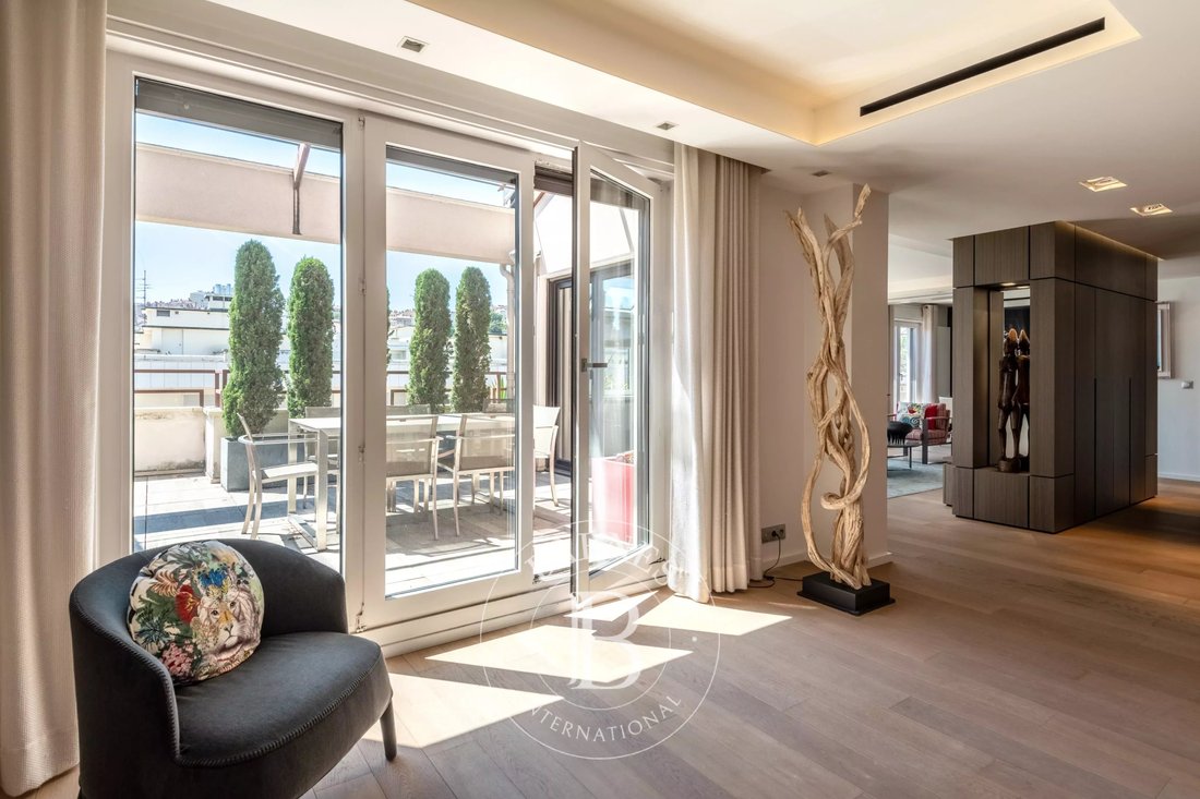 Apartment in Tête d'Or-Foch-Vitton, Lyon 6e Arrondissement, Lyon 2 - 18374288