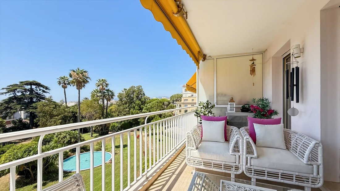 Apartment in Cannes, Provence-Alpes-Côte d'Azur, France 1 - 18374081