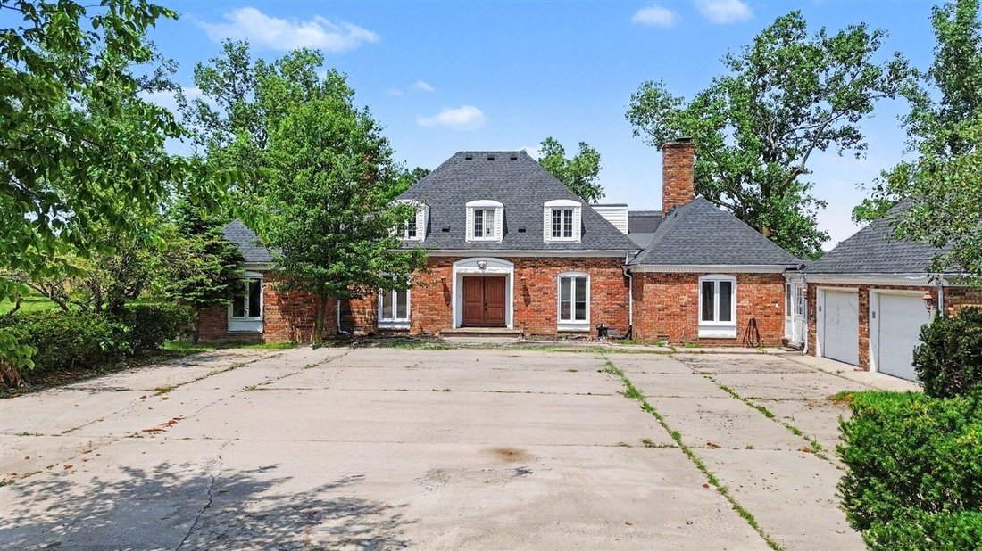 House in Milan, Michigan, United States 1 - 18379042