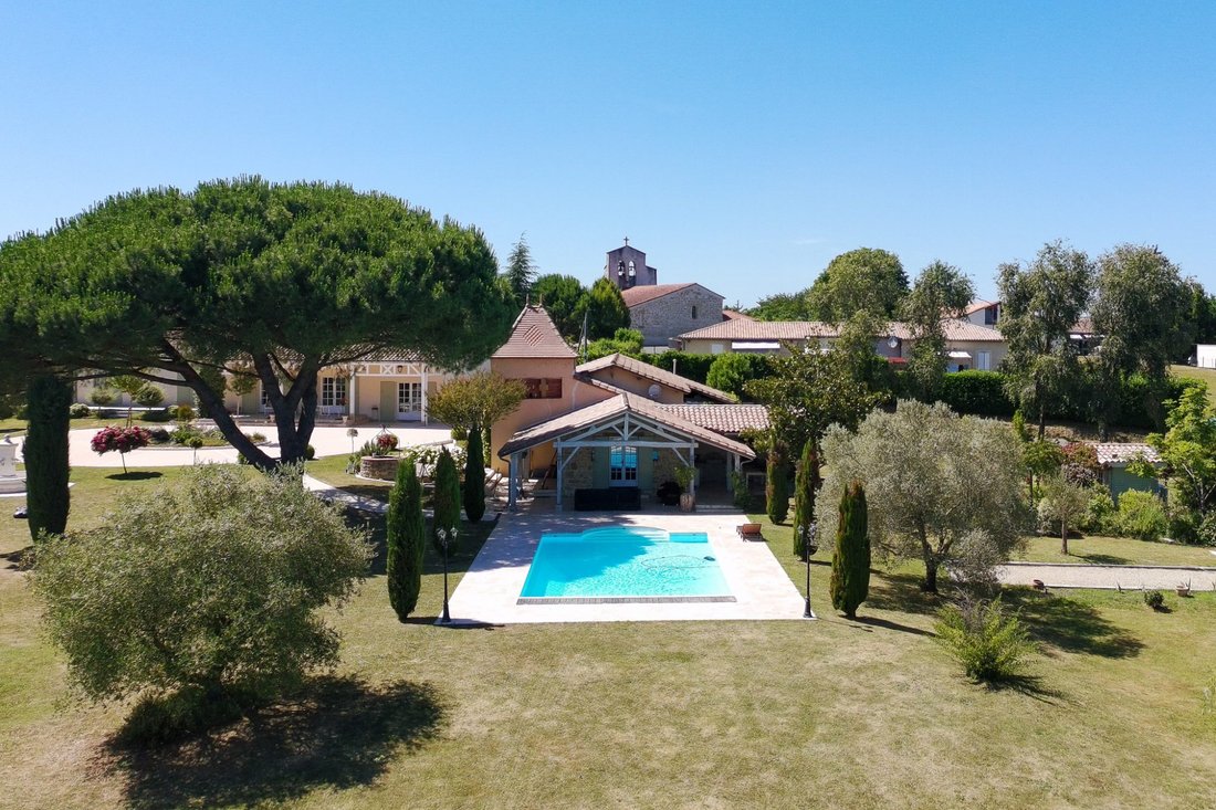 Villa in Eymet, Nouvelle-Aquitaine, France 3 - 18384963