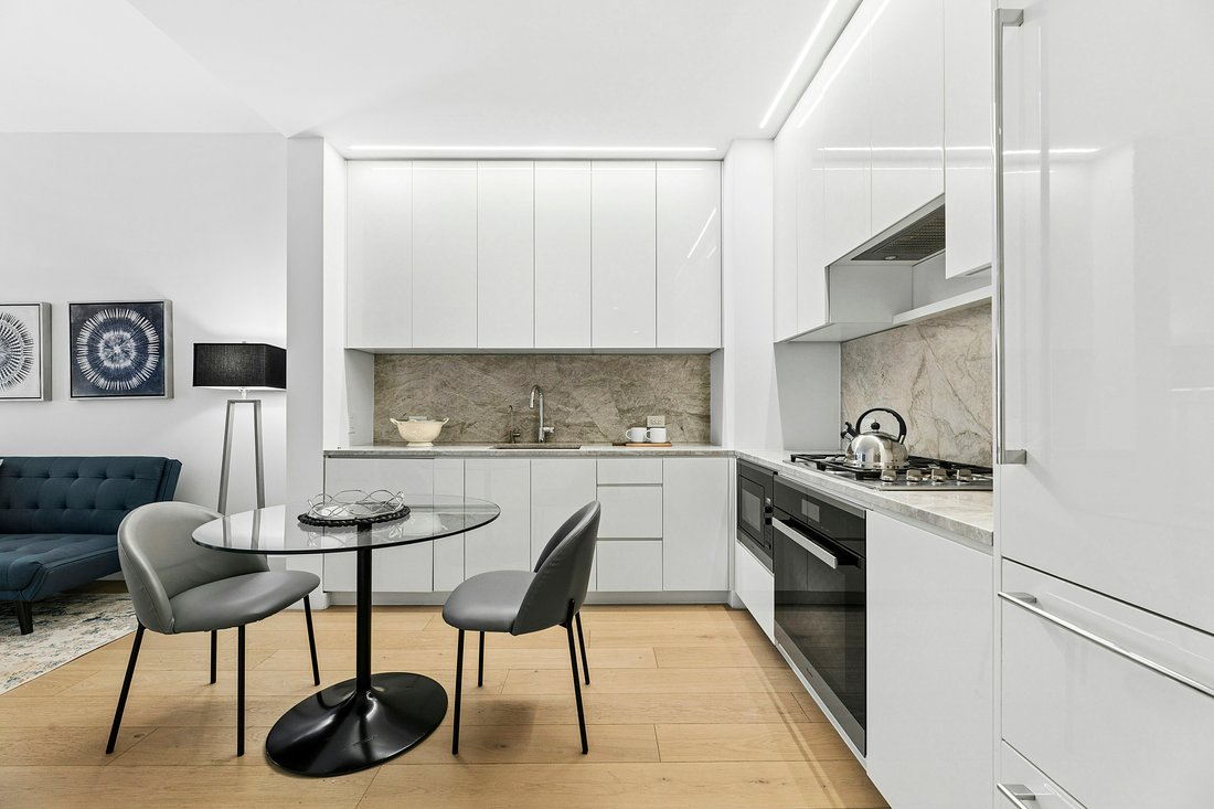 Condo in New York, New York, United States 4 - 18365780