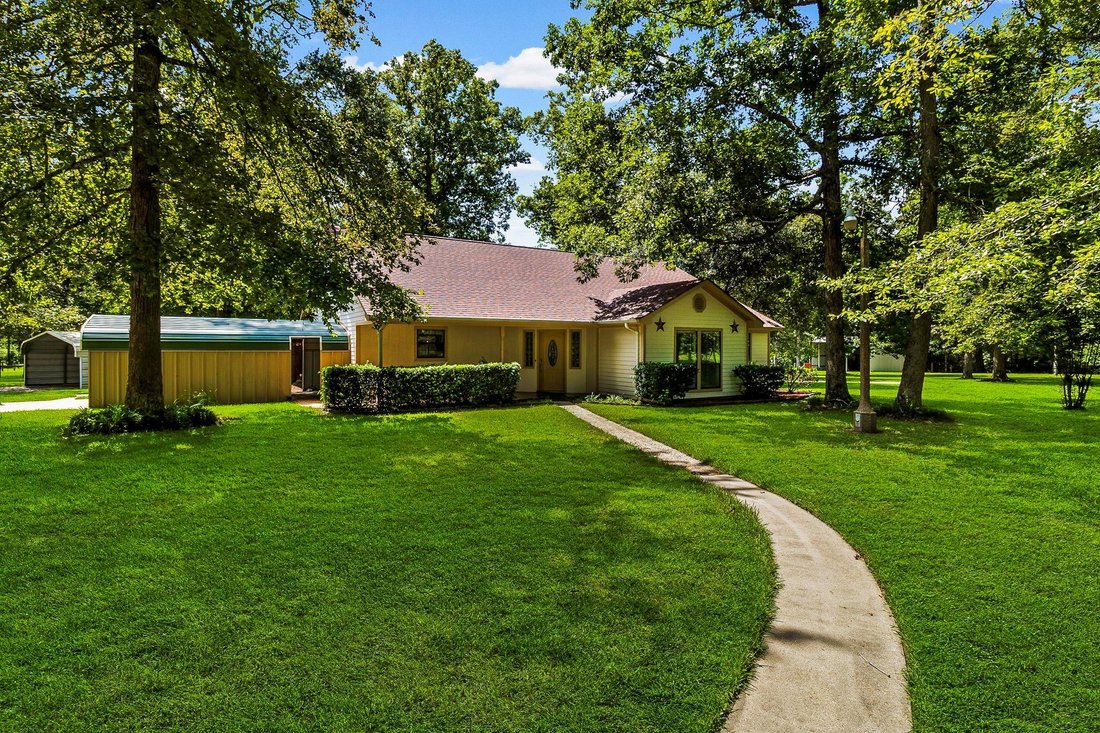 House in Livingston, Texas, United States 1 - 18373637