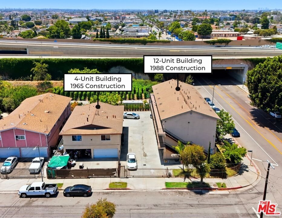 Gardena, California, United States 4 - 18377855