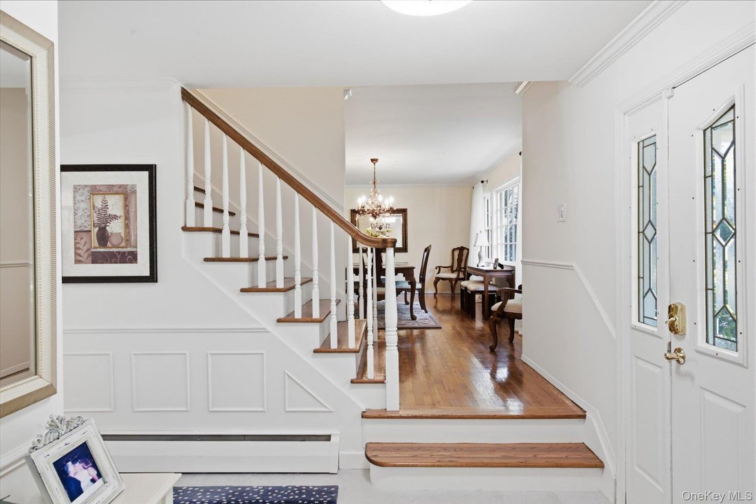 House in East Northport, New York, United States 3 - 18374828