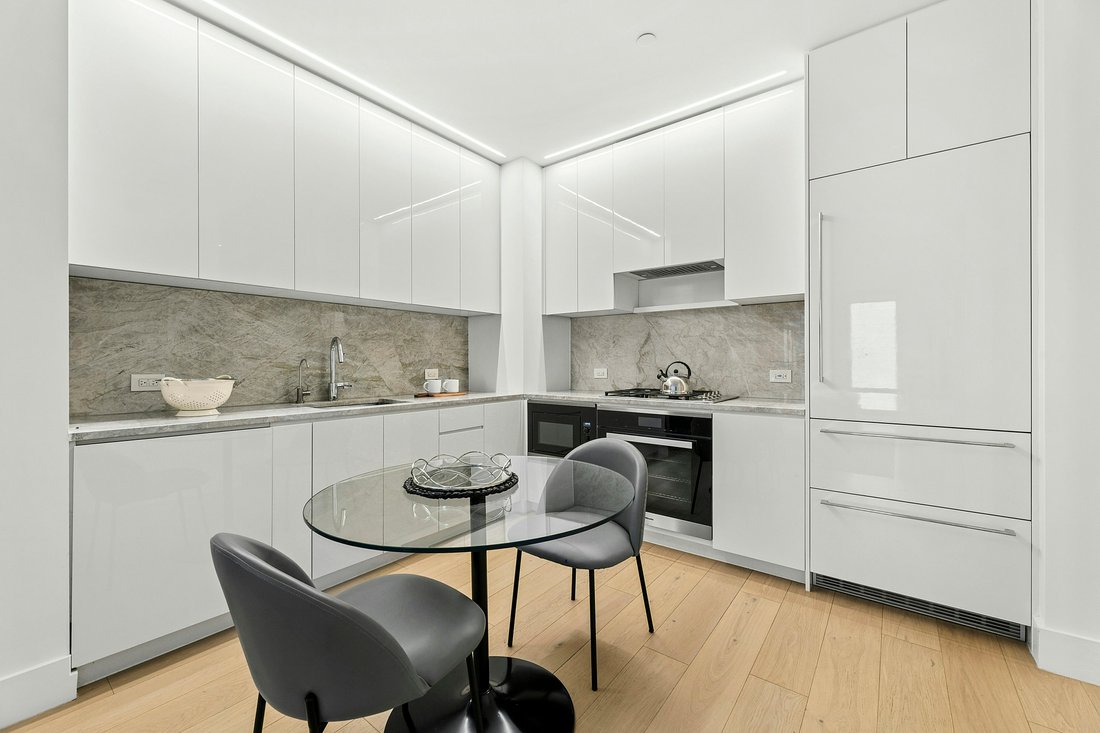 Condo in New York, New York, United States 5 - 18365780
