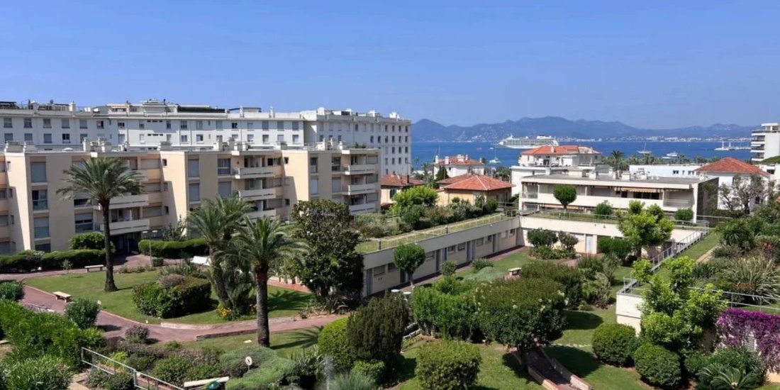 Apartment in Cannes, Provence-Alpes-Côte d'Azur, France 1 - 18374407