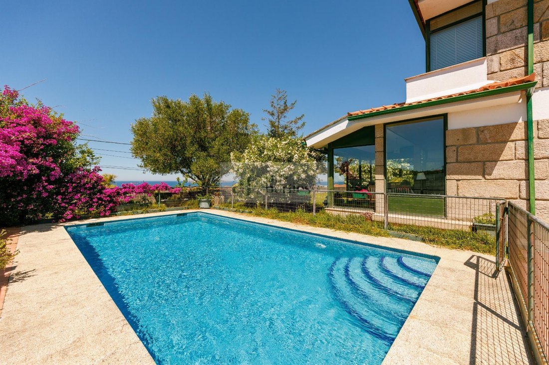 Chalet in Oia, Vigo, Spain 2 - 17424934