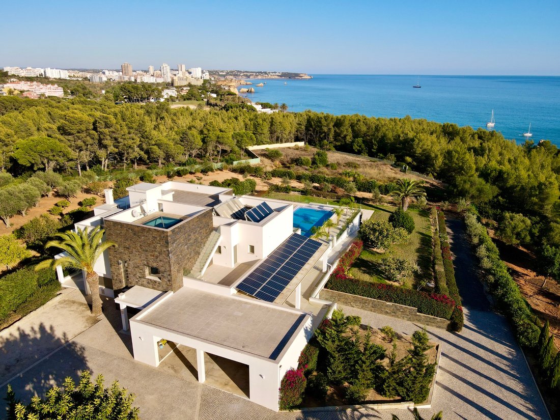 Villa in Portimao, Algarve, Portugal 1 - 18376611