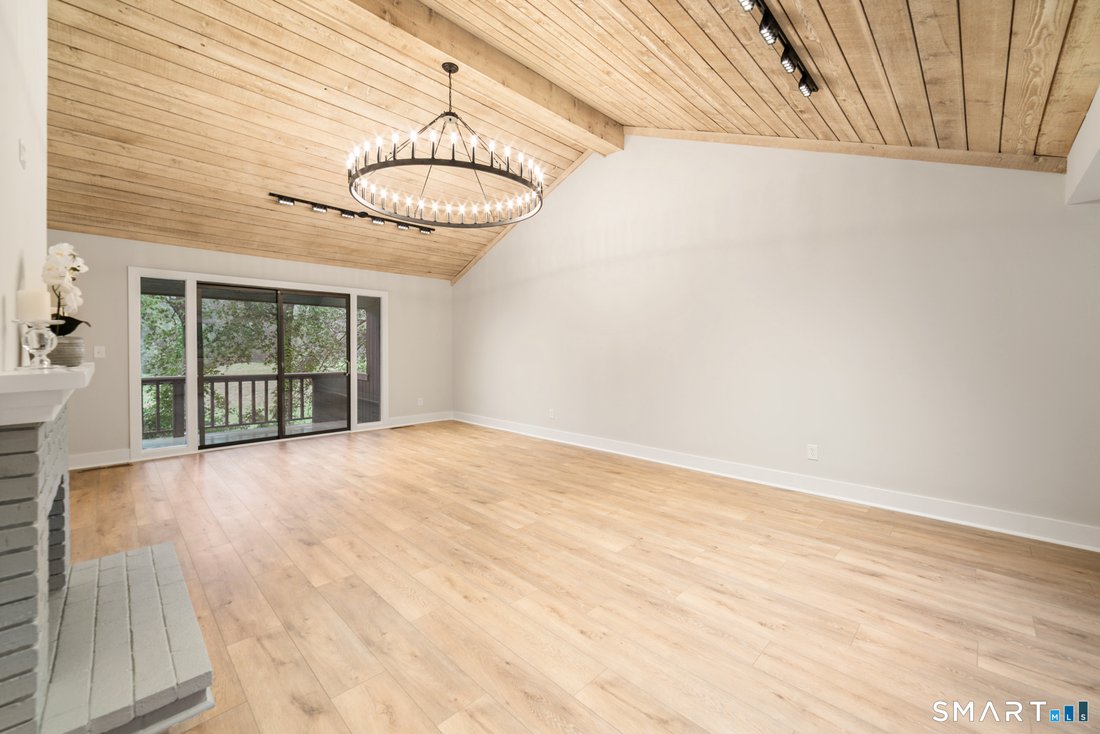 Condo in Stratford, Connecticut, United States 4 - 18285767