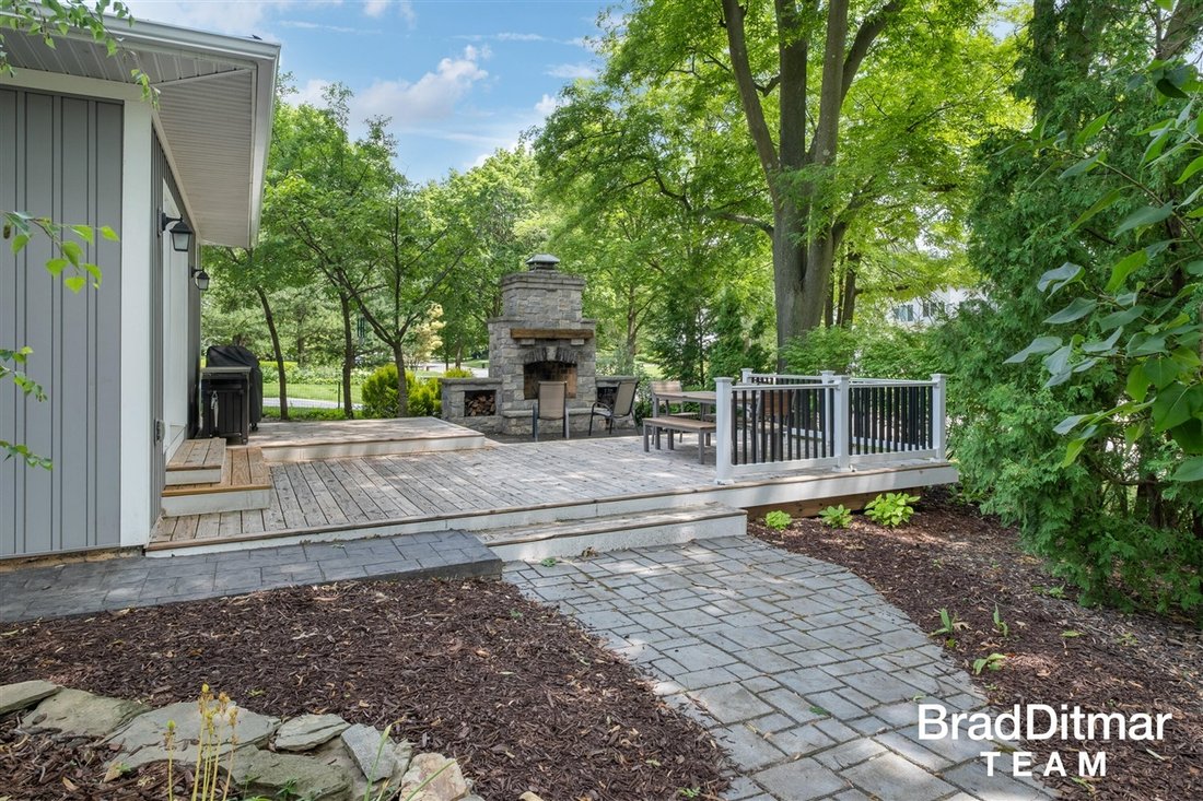 House in East Grand Rapids, Michigan, United States 4 - 18379044