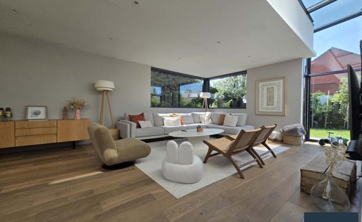 House in Sailly-sur-la-Lys, Hauts-de-France, France 1