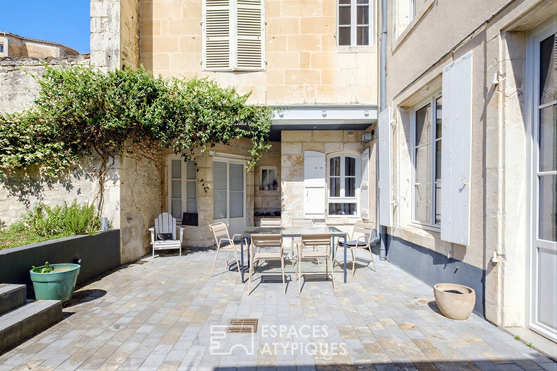 Villa in Niort, Nouvelle-Aquitaine, France 1 - 18368644