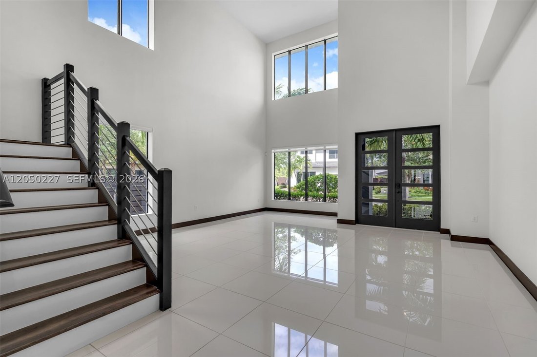 House in Miami Lakes, Florida, United States 4 - 18378586
