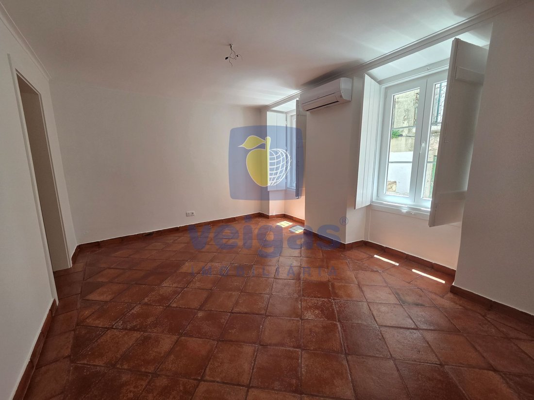 Apartment in Misericordia, Lisbon, Portugal 2 - 18376337