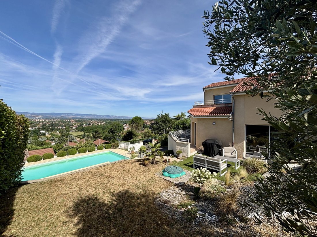 House in Grande Couronne, Saint-Just-Saint-Rambert, France 5 - 18385001