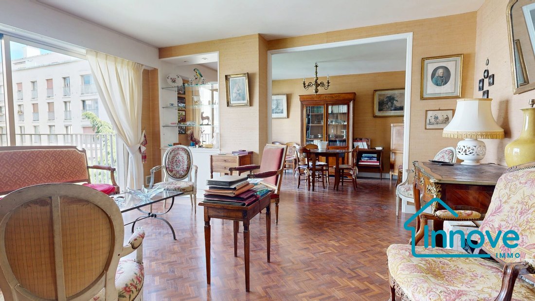 Apartment in Domaine National du Château, Versailles, France 2 - 17615082