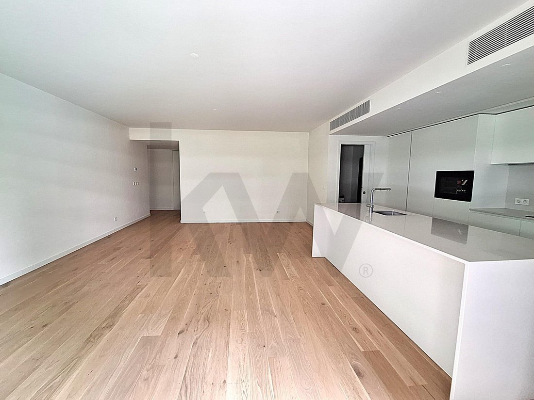 Apartment in Alges, Lisbon, Portugal 3 - 18373336