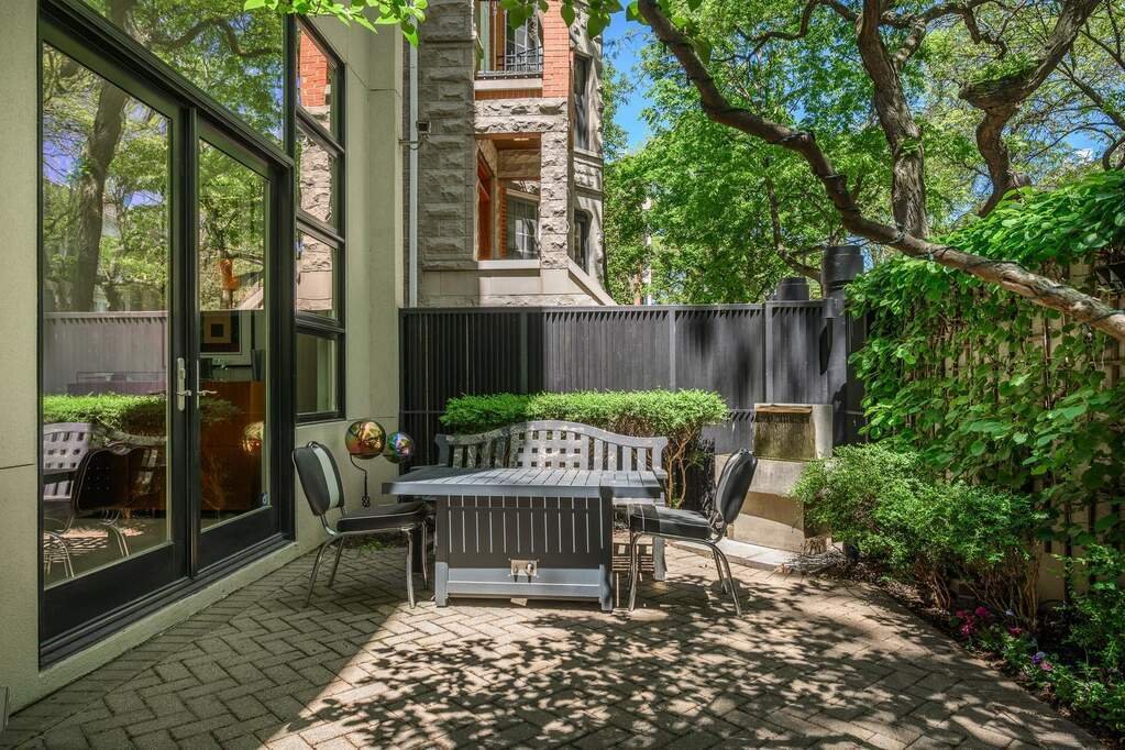 House in Chicago, Illinois, United States 2 - 18385023