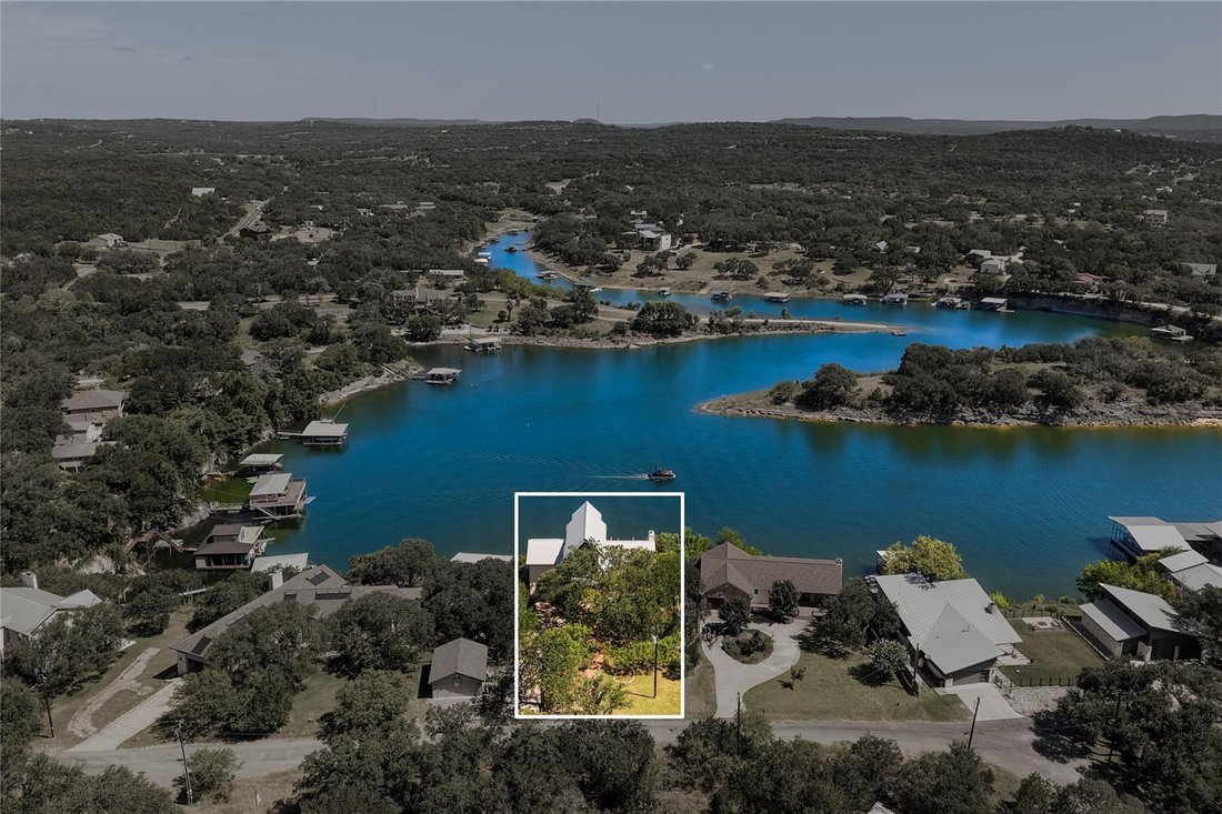 House in Marble Falls, Texas, United States 3 - 18342345