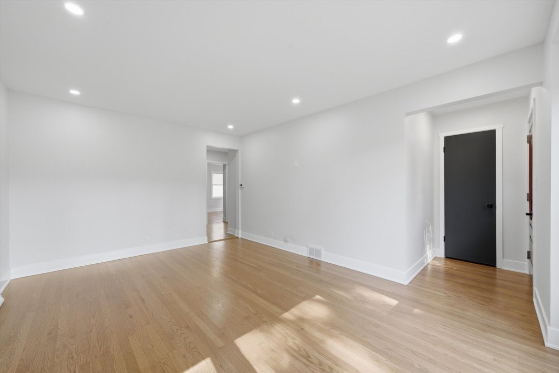 House in Chicago, Illinois, United States 5 - 18379404