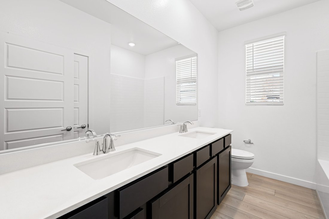 House in North Las Vegas, Nevada, United States 5 - 18054483