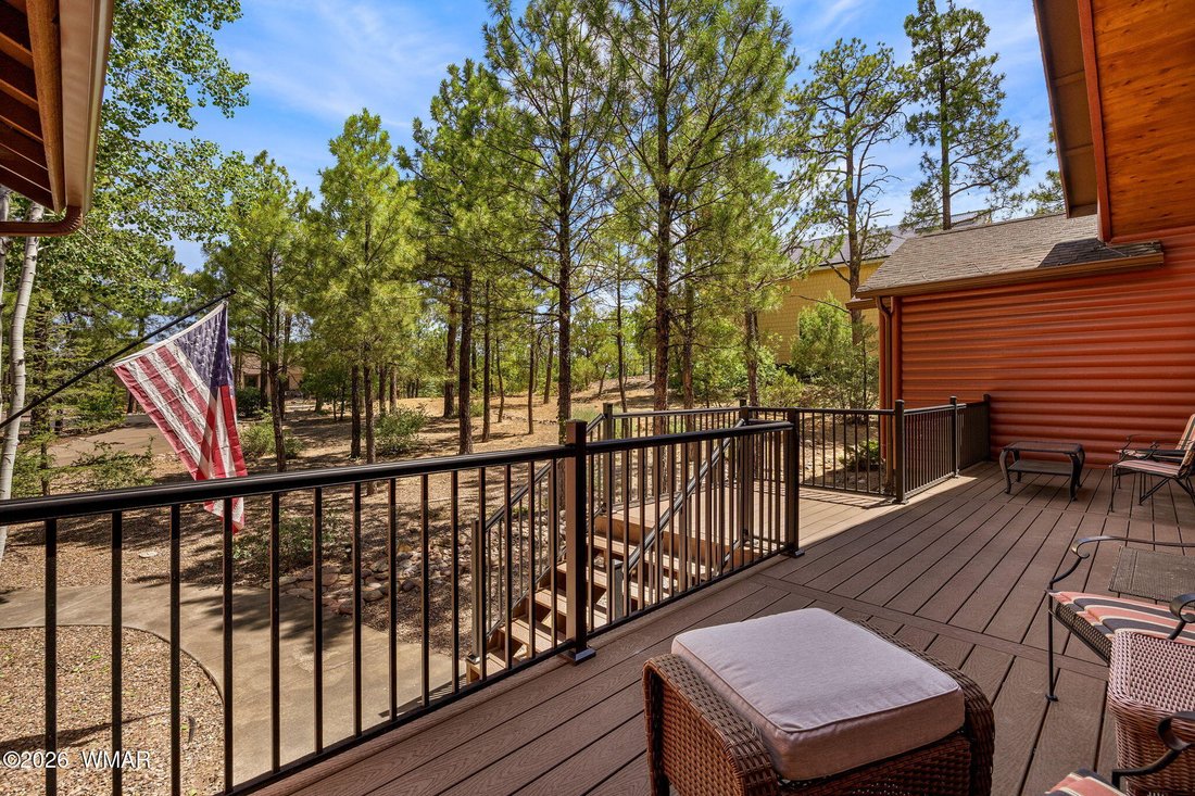 Show Low, Arizona, United States 5 - 18377516