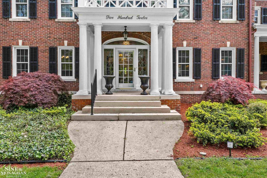 House in Grosse Pointe Park, Michigan, United States 3 - 18372900