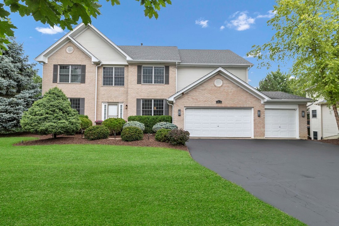 House in Hoffman Estates, Illinois, United States 1 - 18379144
