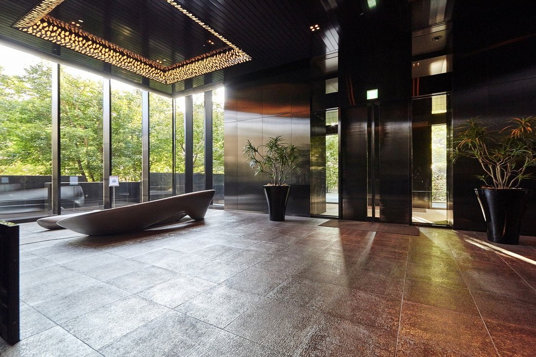 Condo in Minato City, Tokyo, Japan 5 - 18385624