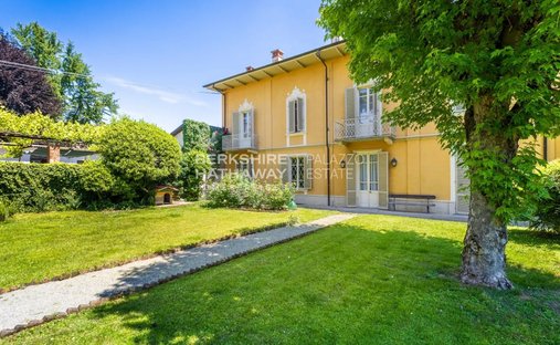 House in Caluso, Piedmont, Italy 1