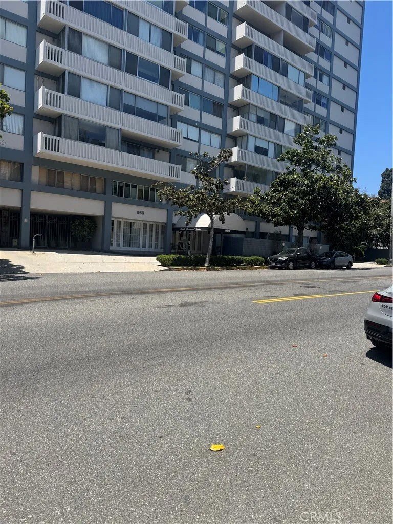 Condo in Los Angeles, California, United States 4 - 18379593