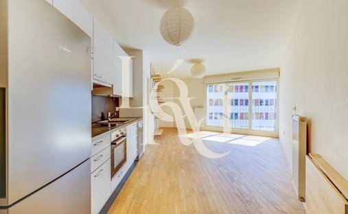 Apartment in Nationale-Deux Moulins, Paris 13e Arrondissement, Paris 1