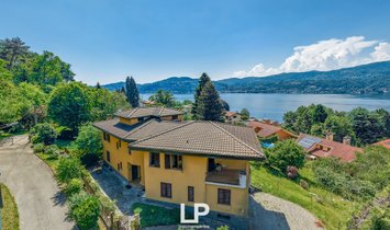 Casa a Ranco, Lombardia, Italia 2