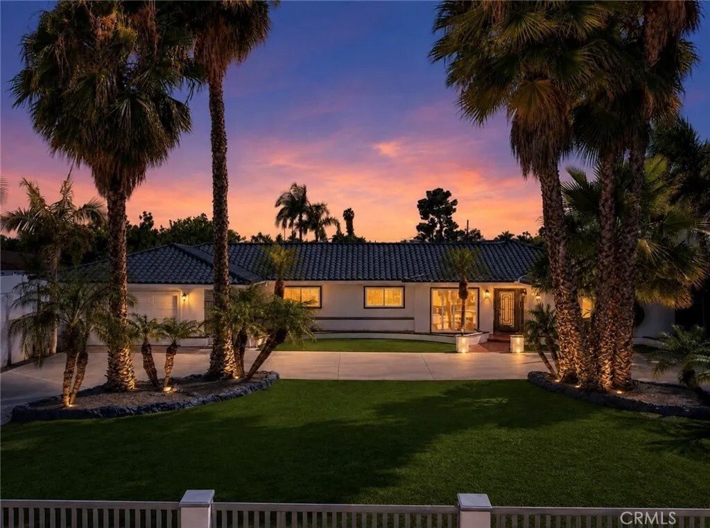 House in Downey, California, United States 1 - 18379459