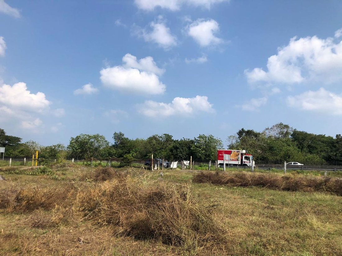 Land in Alvarado, Veracruz, Mexico 1 - 18374636