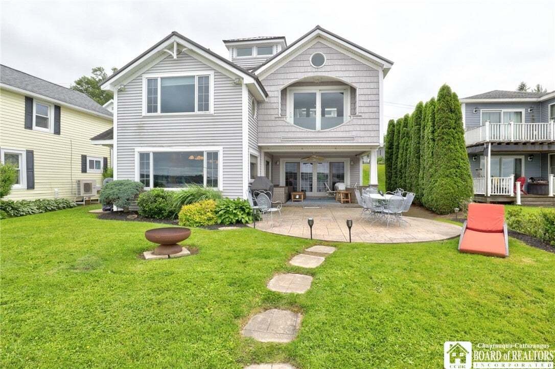 House in Lakewood, New York, United States 1 - 18373922
