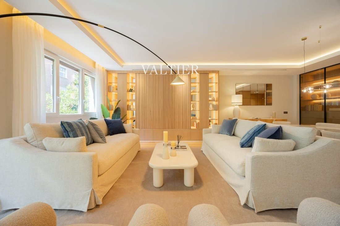 Apartment in Chamberi, Madrid, Spain 2 - 18373003