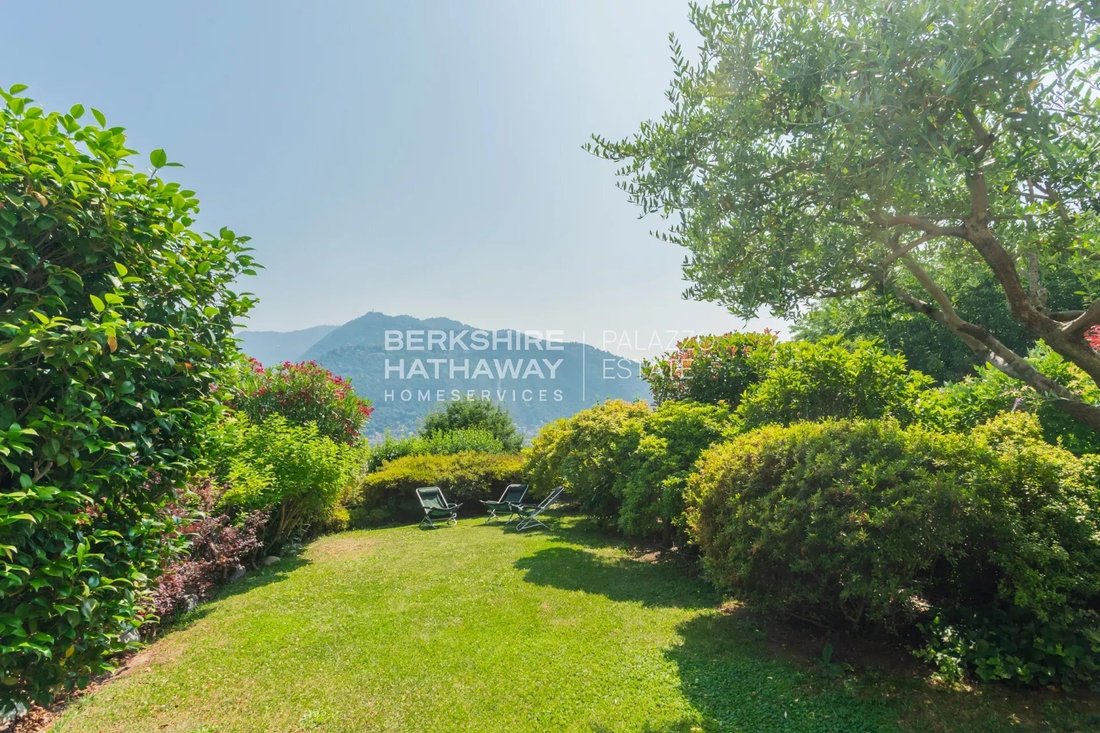 Apartment in Sagnino-Tavernola-Monte Olimpino, Como, Lombardy 2 - 18374778