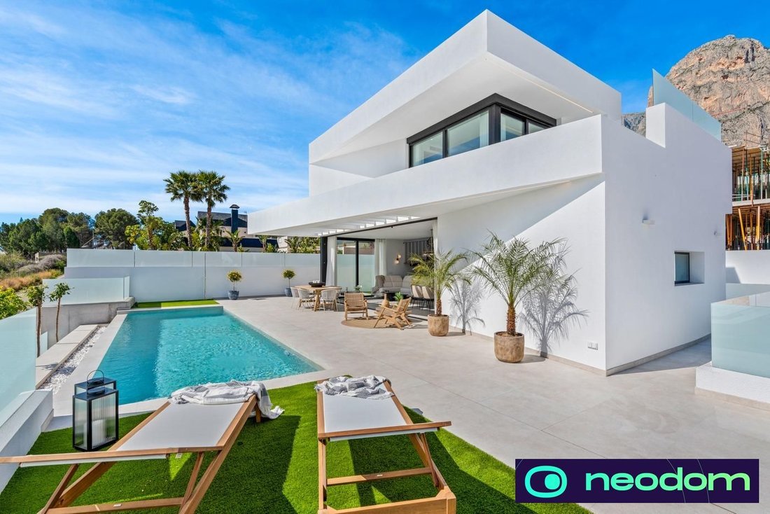 Villa in Polop, Valencian Community, Spain 1 - 18385834