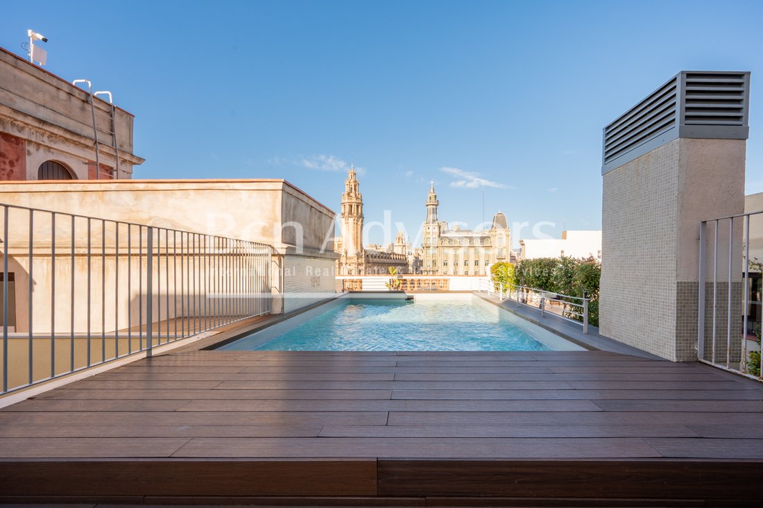 Apartment in Ciutat Vella, Barcelona, Spain 2 - 18383014