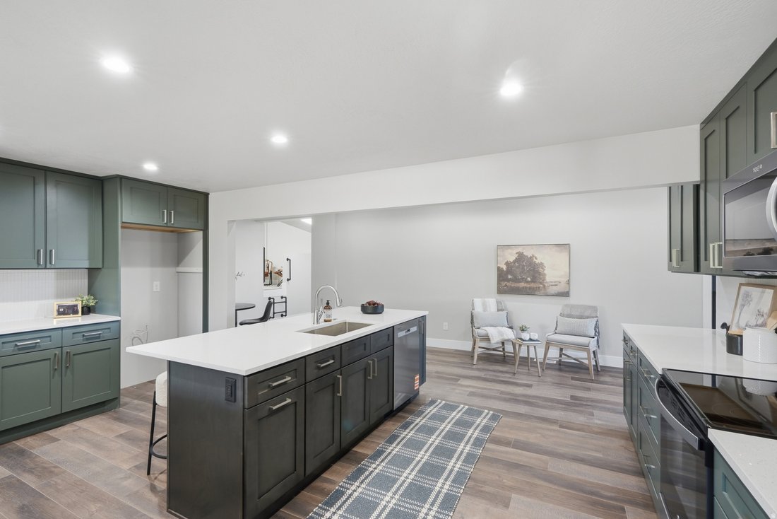 House in Murray, Utah, United States 4 - 18378392