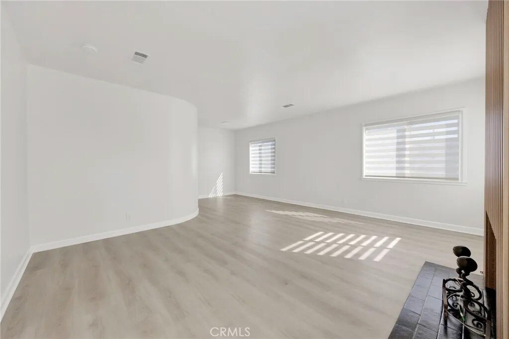 House in La Crescenta-Montrose, California, United States 3 - 18379617
