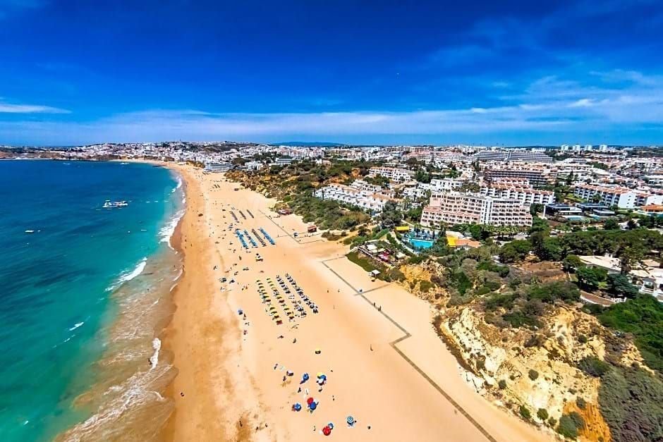 Land in Olhos de Agua, Algarve, Portugal 1 - 18375840