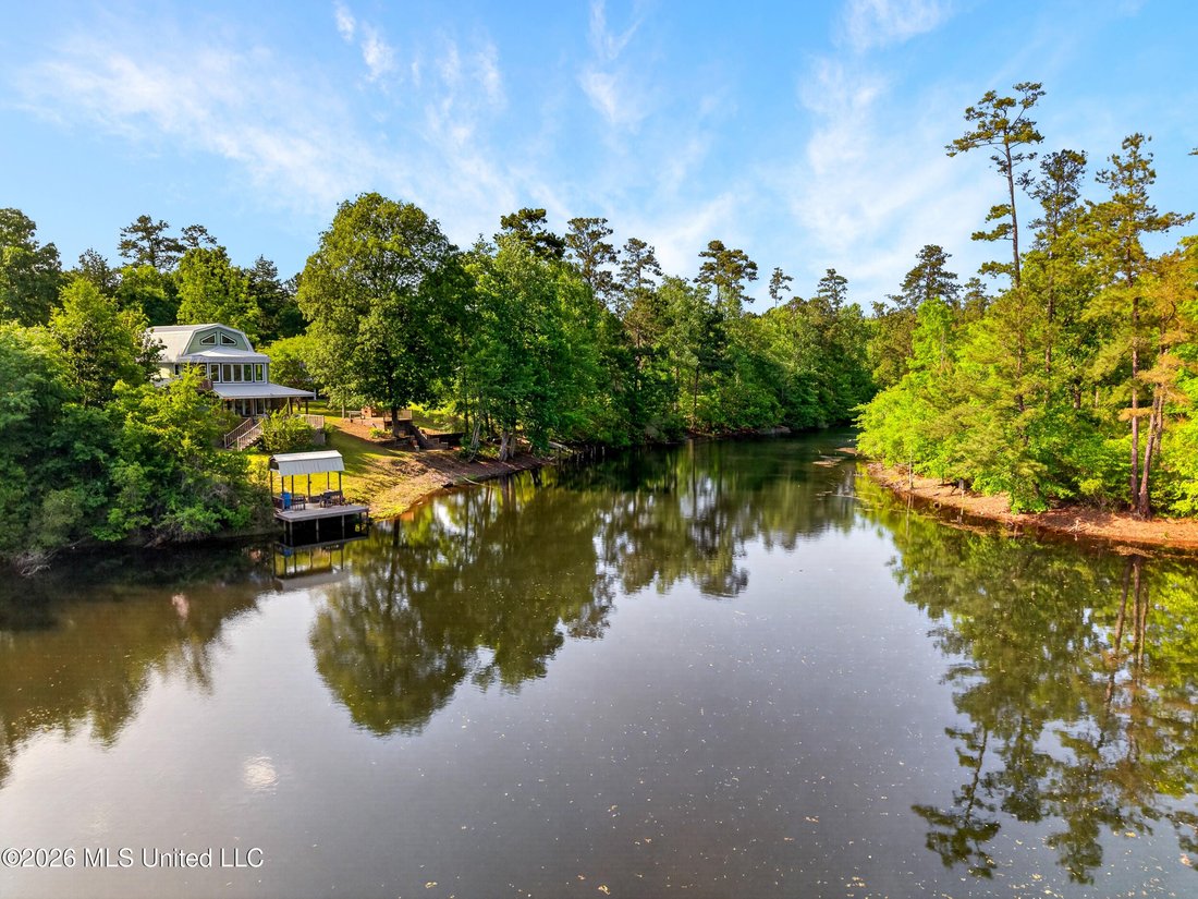 House in Poplarville, Mississippi, United States 5 - 18377548