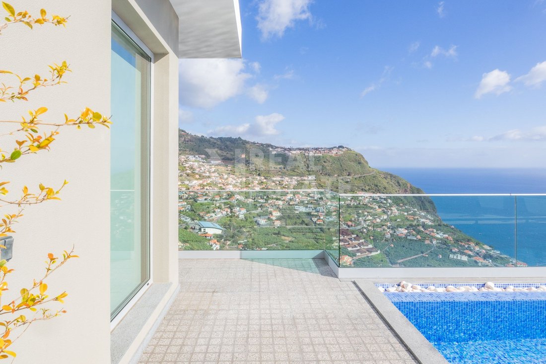Villa in Arco da Calheta, Madeira, Portugal 4 - 18376085