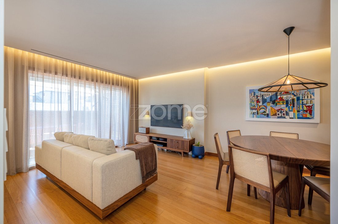 Apartment in Matosinhos e Leca da Palmeira, Porto District, Portugal 1 - 18380365
